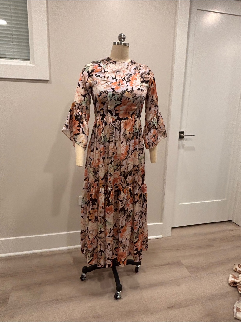 Hope & Ivy ASOS Floral Maxi Dress Size 8